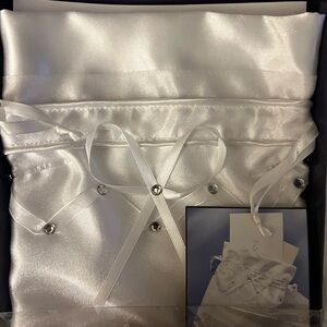 Wilton White Satin Bridal Money Bag